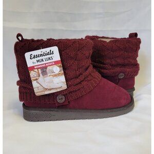 NWT Essentials by MUK LUKS womens size 7 burgundy red ankle booties